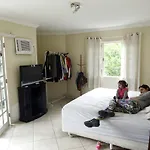 Rio Green House